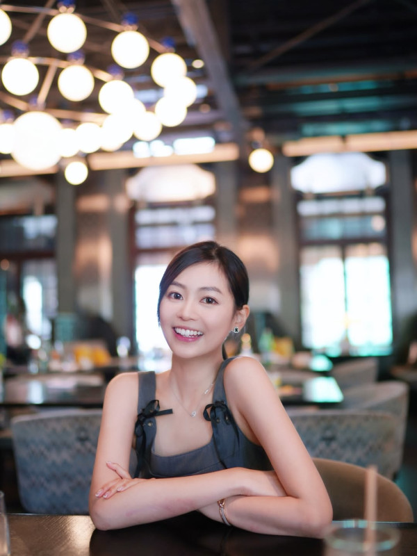 前港姐季軍郭柏妍被指醫美變臉容貌升級 高EQ大方回應負評指控「已經整咗」？