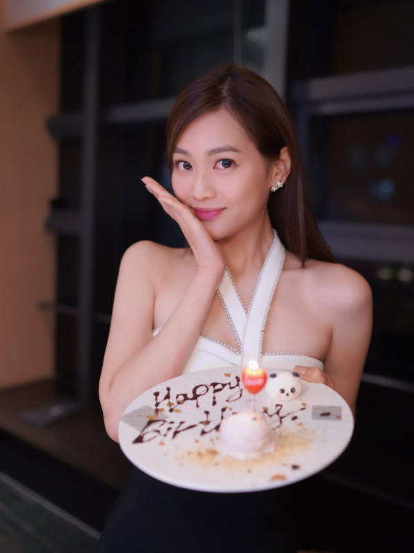 前港姐季軍郭柏妍被指醫美變臉容貌升級 高EQ大方回應負評指控「已經整咗」？