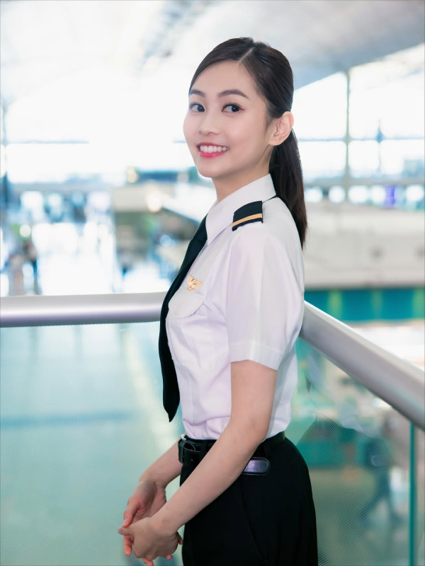 前港姐季軍郭柏妍被指醫美變臉容貌升級 高EQ大方回應負評指控「已經整咗」？