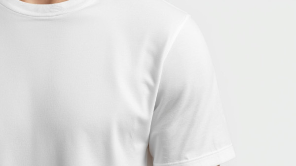 T恤舊到似「鹹菜」?編輯實測舊衫改造$0成本起死回生!秒變顯瘦潮Tee