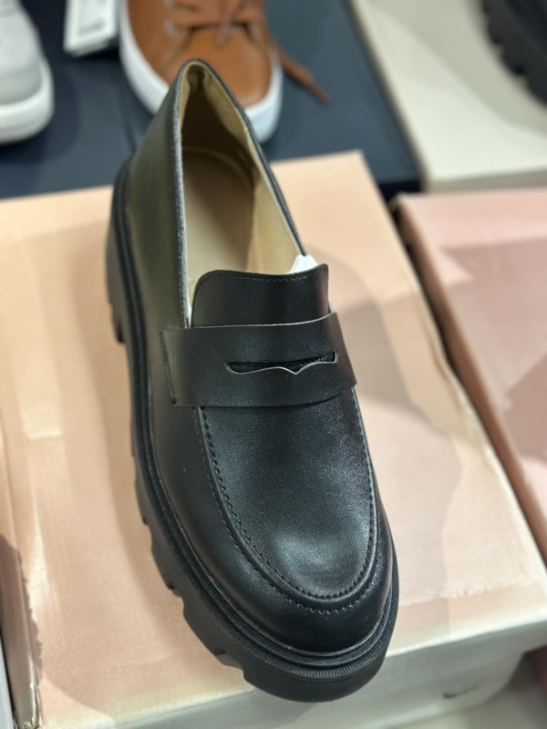 銅鑼灣時代廣場名牌開倉低至3折！皮褸/外套/衛衣/冷衫特價！Aape/b+ab/:CHOCOOLATE/OBEY