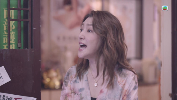 新聞女王2|關寶慧相隔25年再與佘詩曼合體拍劇 客串一集重覆爆喊致體力透支