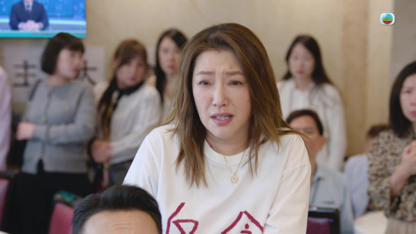 新聞女王2|關寶慧相隔25年再與佘詩曼合體拍劇 客串一集重覆爆喊致體力透支