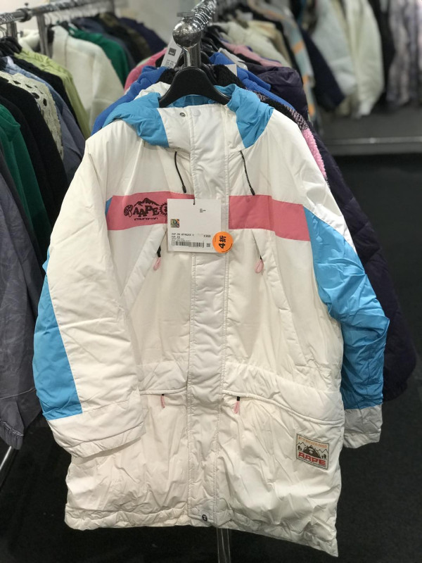 銅鑼灣時代廣場名牌開倉低至3折！皮褸/外套/衛衣/冷衫特價！Aape/b+ab/:CHOCOOLATE/OBEY