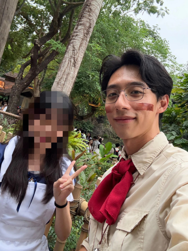 迪士尼驚現「190cm男神」船長!高顏值似韓星!網民急起底:原來拍過劇?