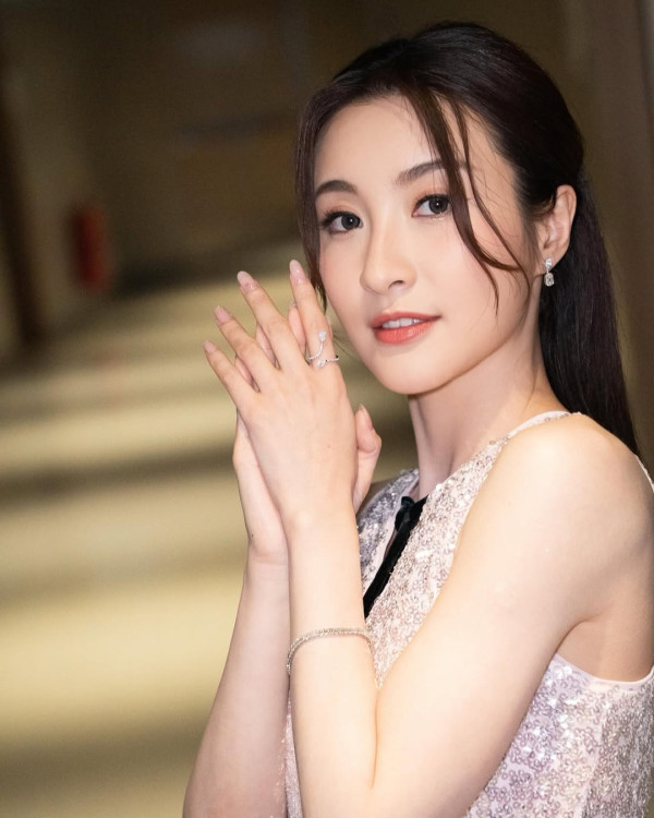 38歲林夏薇近照撞樣范冰冰？出道14年樣貌進化史曝光 網民驚嘆：五官好精緻