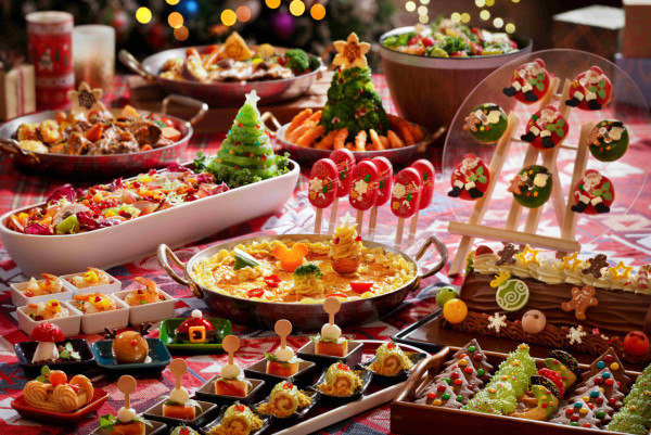 香港迪士尼20周年聖誕狂歡派對！必睇5大亮點：夢幻飄雪無人機表演、優獸大都會冬甩主題店！