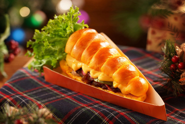 香港迪士尼20周年聖誕狂歡派對！必睇5大亮點：夢幻飄雪無人機表演、優獸大都會冬甩主題店！