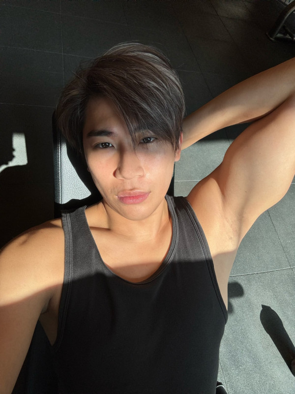 全民造星6｜99號參賽者高難度電臀舞震撼全場 男士蜜桃臀倒立twerk一字馬衝擊眼球