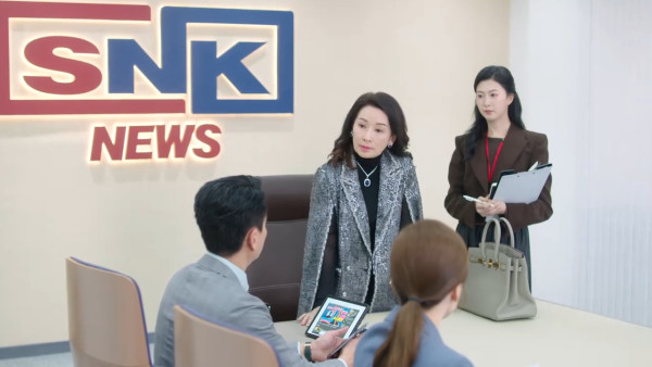 新聞女王2線上看|1-25集大結局TVB全劇透!每集劇情預告即時更新