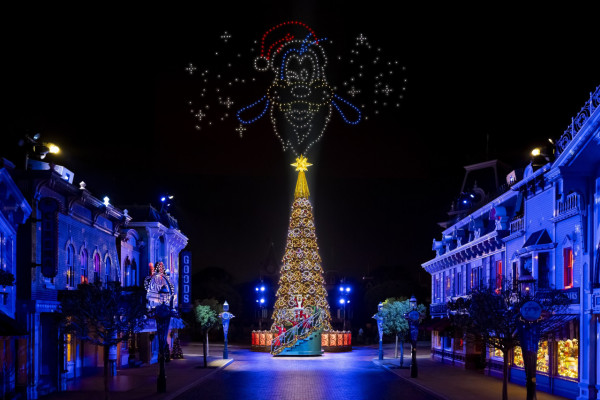 聖誕樹打卡2025|全港10+特色聖誕樹懶人包!中環20米高巨型聖誕樹、迪士尼夢幻飄雪聖誕樹(持續更新)