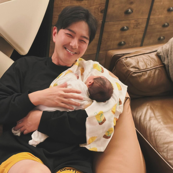 黃翠如蕭正楠激罕公開仔仔正面樣新相 眼仔碌碌超精靈似足媽媽高顏值