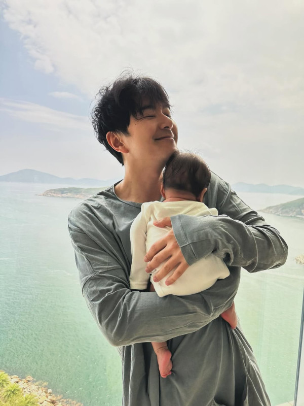 黃翠如蕭正楠激罕公開仔仔正面樣新相 眼仔碌碌超精靈似足媽媽高顏值