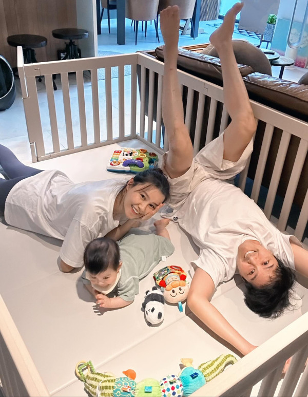 黃翠如蕭正楠激罕公開仔仔正面樣新相 眼仔碌碌超精靈似足媽媽高顏值