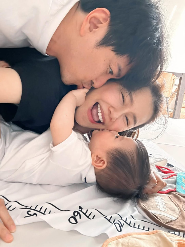 黃翠如蕭正楠激罕公開仔仔正面樣新相 眼仔碌碌超精靈似足媽媽高顏值