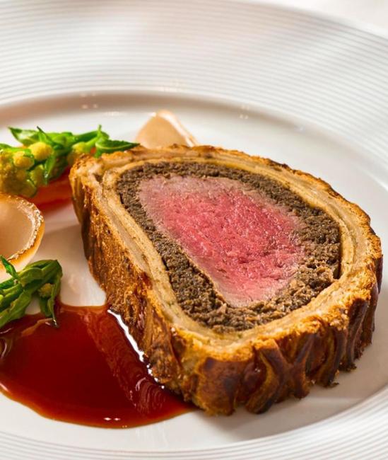 尖沙咀法國菜餐廳大閘蟹盛宴買1送1！人均$298起嘆大閘蟹/甲羅燒鮑魚/蟹膏流心牛角包