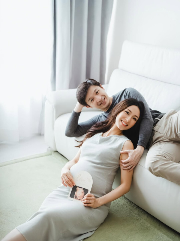年度回顧｜盤點2025年娛樂圈16位新手爸媽 TVB模範夫妻結婚7年終報喜！呢位秘密生B最震撼！
