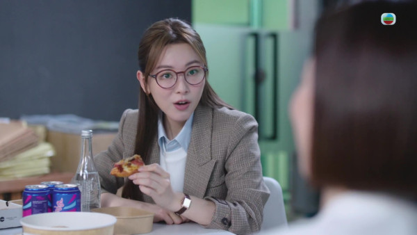 新聞女王2｜李施嬅主播Tone獲讚不輸佘詩曼 成熟沉穩表現升呢演技超越第一輯