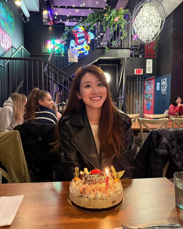 前TVB力捧小花敗走香港近照晒黑絲 擔正女一後跌落谷底淪失蹤人口