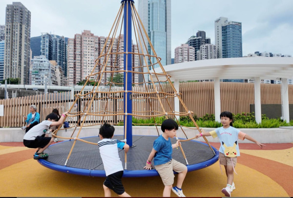 親子好去處2025｜全港11大新公園名單！啟德北斗園免費玩沙、西營盤海濱公園必玩充氣雲朵