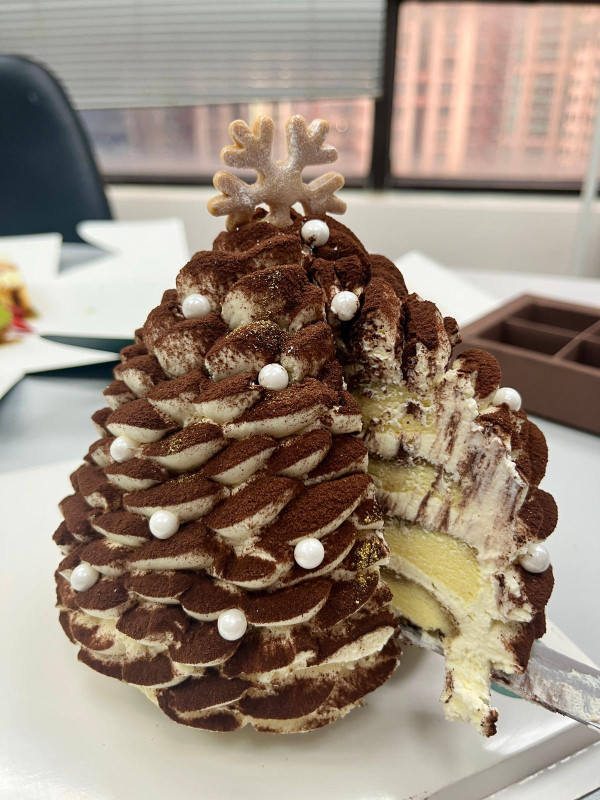 聖誕蛋糕2025｜逾13間聖誕節特色蛋糕推介  早鳥優惠! 酒店級打卡款 / 人氣IG小店推介/ 瑪德蓮聖誕樹 (持續更新) 