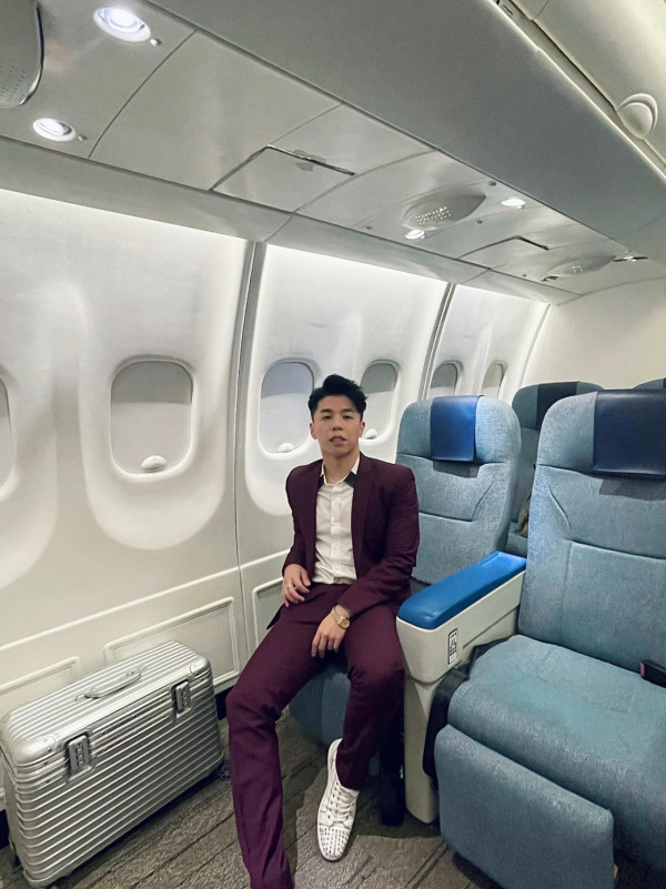 35歲男藝人IG宣布離巢TVB「我畢業啦」 入行14年曾一夜成名獲高層承諾開劇