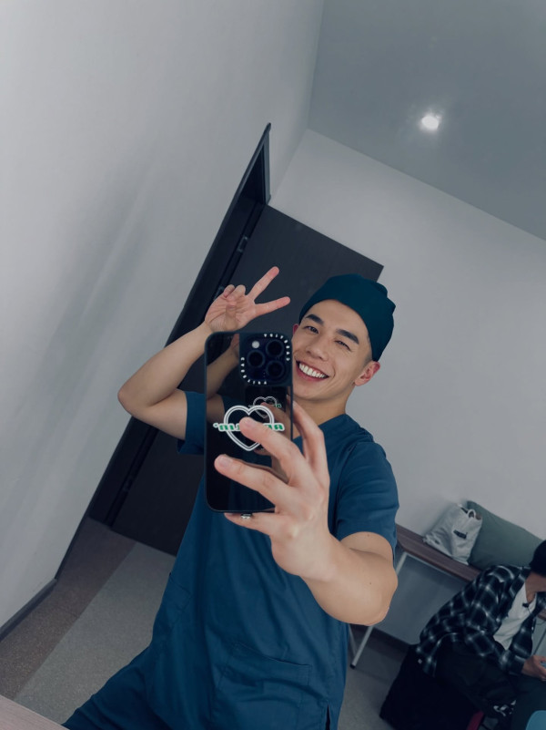 35歲男藝人IG宣布離巢TVB「我畢業啦」 入行14年曾一夜成名獲高層承諾開劇