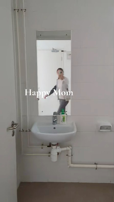 一家五口等足8年派中超靚公屋！全新海景大單位惹網友羨慕：連廚房都望到海