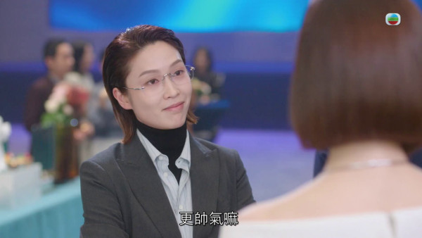 新聞女王2|蔣祖曼女企業家造型掀熱議 三句「我鍾意你呀文慧心」惹關注