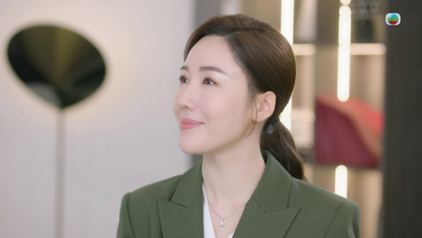 新聞女王2｜李施嬅揪心忍淚微表情演技細緻 張家妍為現實低頭惹網民心痛 