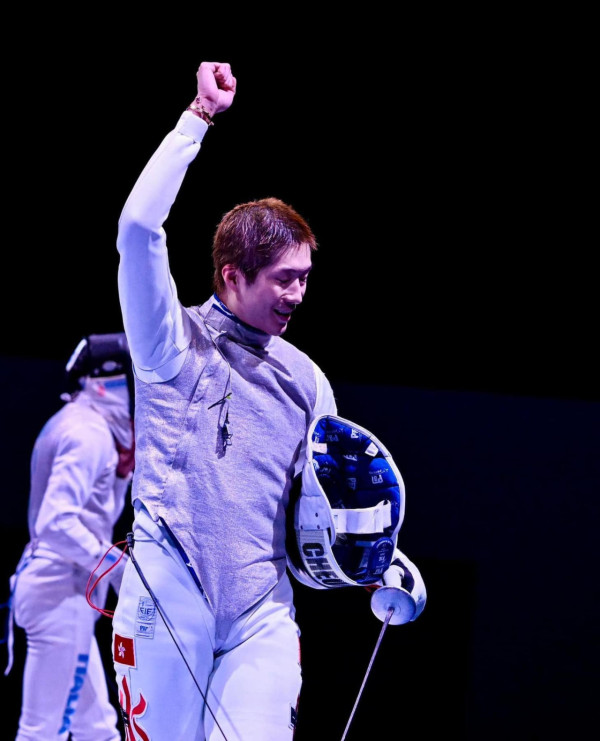 全運會|張家朗全運會花劍15:2穩勝贏得銅牌 香港劍擊隊累計1銀2銅