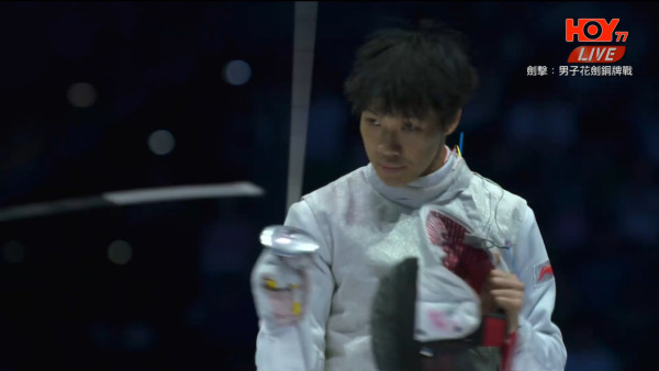 全運會|張家朗全運會花劍15:2穩勝贏得銅牌 香港劍擊隊累計1銀2銅