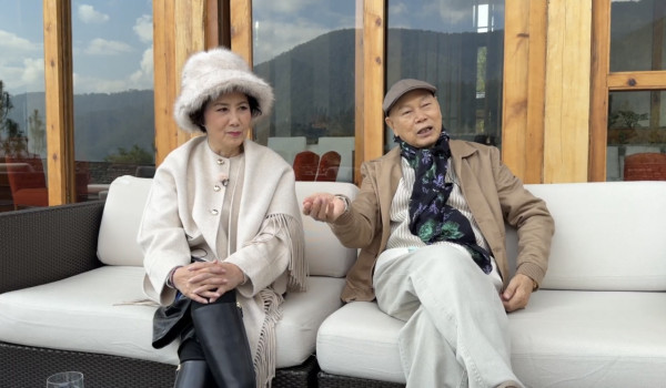 汪明荃羅家英不丹補拍結婚相圓心願 恩愛36年感情甜如初戀!獲大師親臨加持祝福