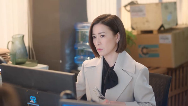 新聞女王2|佘詩曼親揭AI主播生成過程 真人文慧心VS主播AI同場對壘