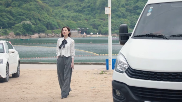 新聞女王2|佘詩曼親揭AI主播生成過程 真人文慧心VS主播AI同場對壘