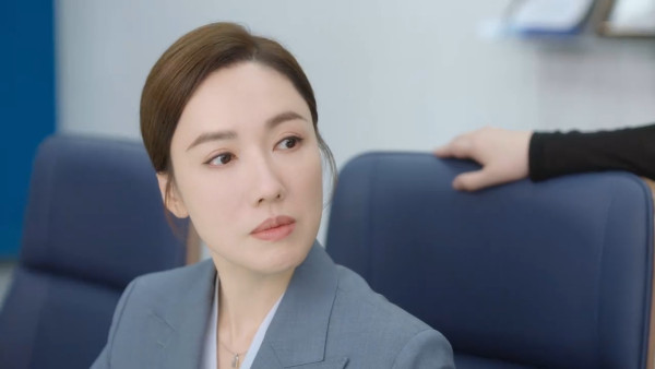 新聞女王2｜劇組升降平台倒塌意外改編自真實事件 總監製鍾澍佳為業內基層發聲