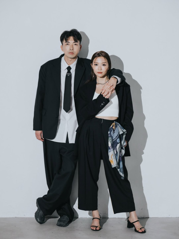 29歲女藝人IG低調公布婚禮相報喜！甜晒老公合照：「已經完成中式婚禮」