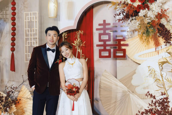 29歲女藝人IG低調公布婚禮相報喜！甜晒老公合照：「已經完成中式婚禮」