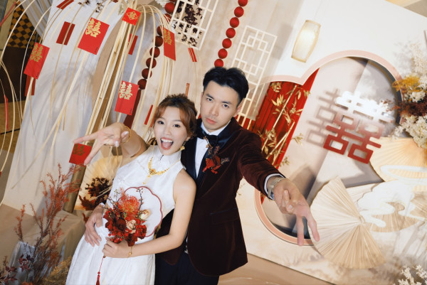 年度回顧｜盤點2025年13對結婚藝人！女神息影25年秘婚超意外、螢幕情侶閃婚報喜