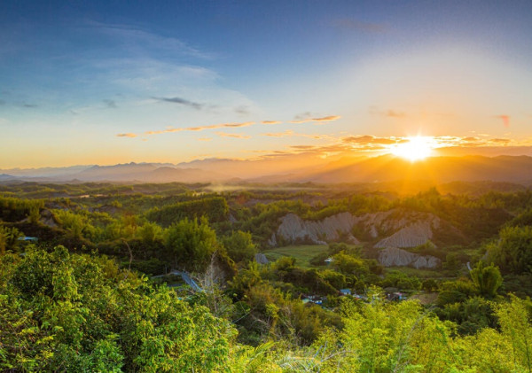 【台北跨年倒數2026】台北除夕好去處9個:101煙火/高空派對/陽明山夜景附地址交通