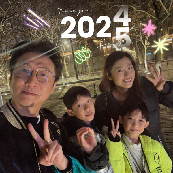洪天明周家蔚宣布舉家移居深圳 一家四口告別大埔2000呎豪宅！兩公婆親自搬屋極盡艱辛