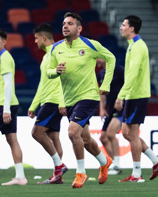 亞洲盃外圍賽港隊關鍵戰 啟德主場聲勢強勁 惟港隊憾負新加坡出局