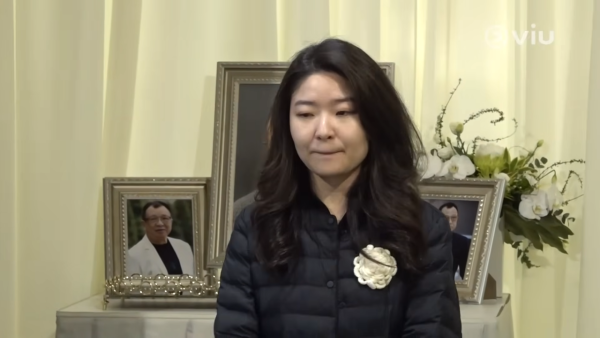 許紹雄愛女許惠菁登入亡父IG代宣傳新劇 孝心舉動惹網民兩極熱議