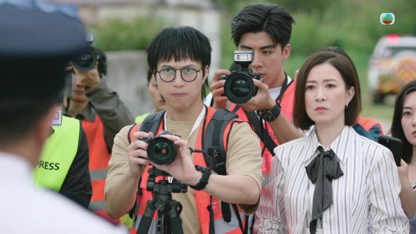 新聞女王2|佘詩曼親揭AI主播生成過程 真人文慧心VS主播AI同場對壘