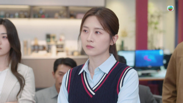 新聞女王2｜倪嘉雯升呢主播仙氣笑容元氣爆燈 獲偶像佘詩曼親自指導劇本