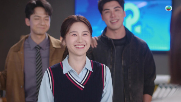 新聞女王2｜倪嘉雯升呢主播仙氣笑容元氣爆燈 獲偶像佘詩曼親自指導劇本