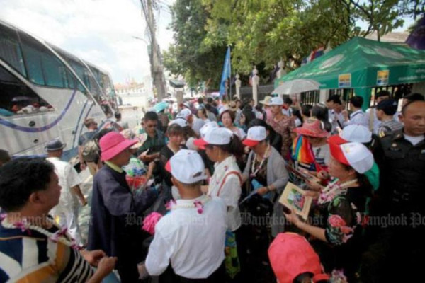 泰國遊客暴跌3成！當地司機說少了內地客反鬆一口氣！港人去玩更舒服？ 