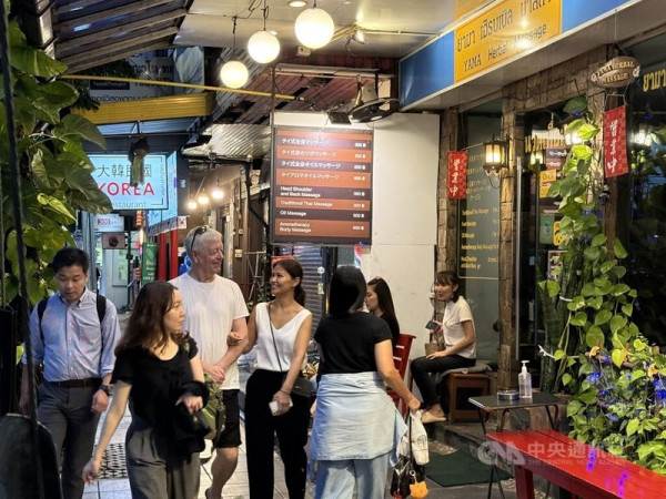 泰國遊客暴跌3成！當地司機說少了內地客反鬆一口氣！港人去玩更舒服？ 