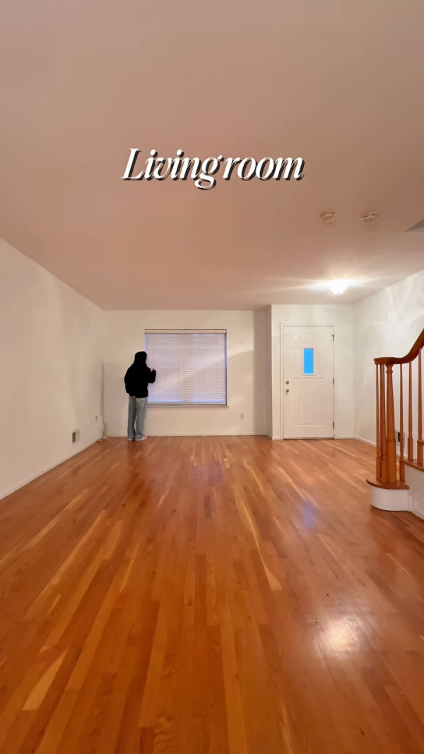 30歲女藝人公開三層獨立屋豪宅！為父母置安樂窩 網民激讚：夢幻退休屋