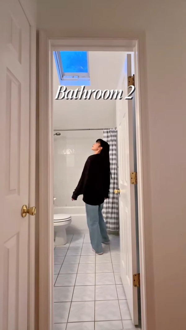 30歲女藝人公開三層獨立屋豪宅！為父母置安樂窩 網民激讚：夢幻退休屋